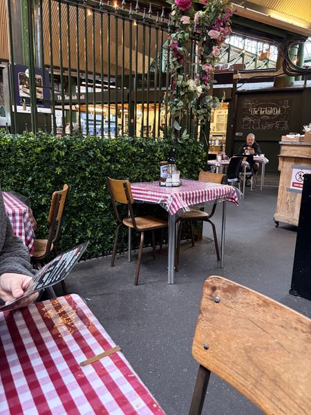 Maria's Market Cafe