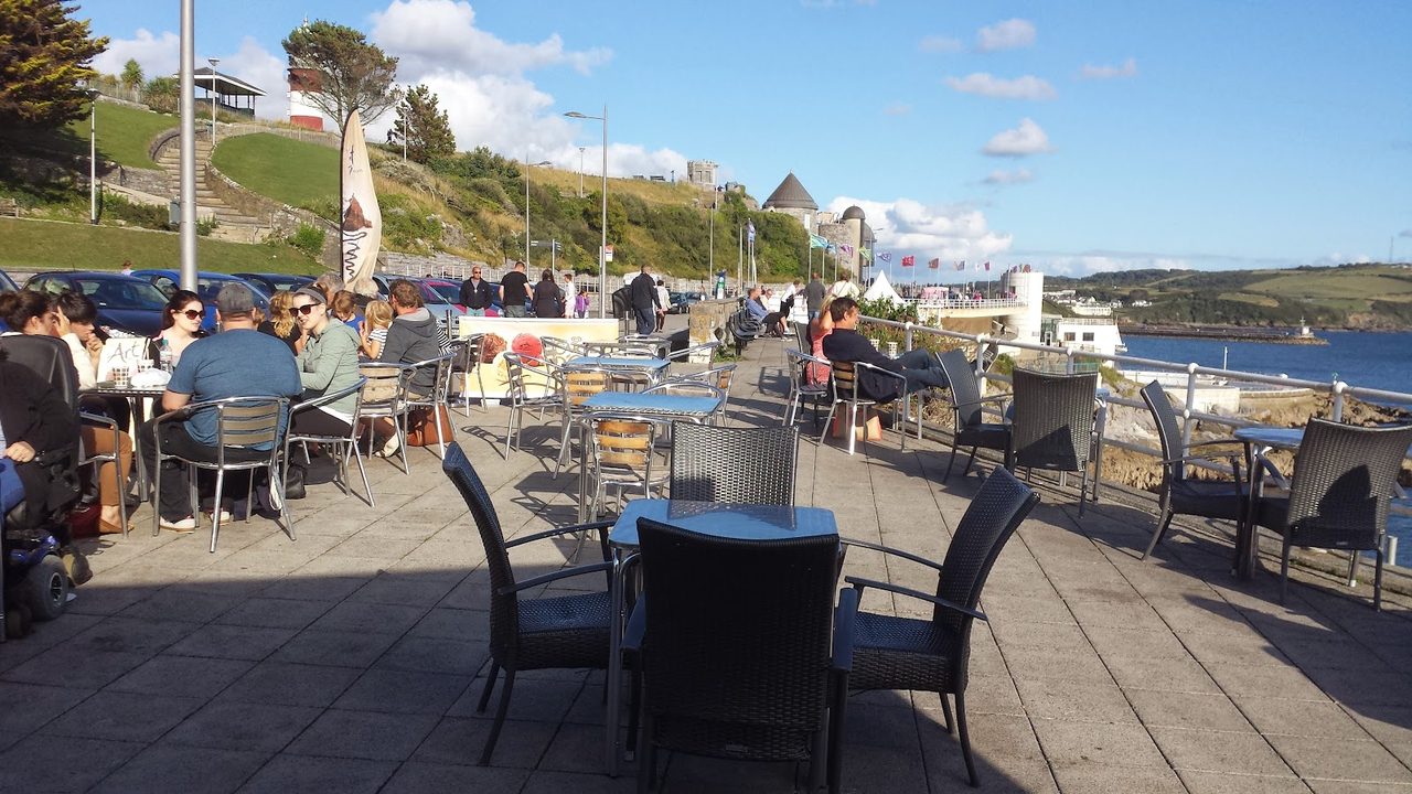 Maritimo Wine & Tapas Bar