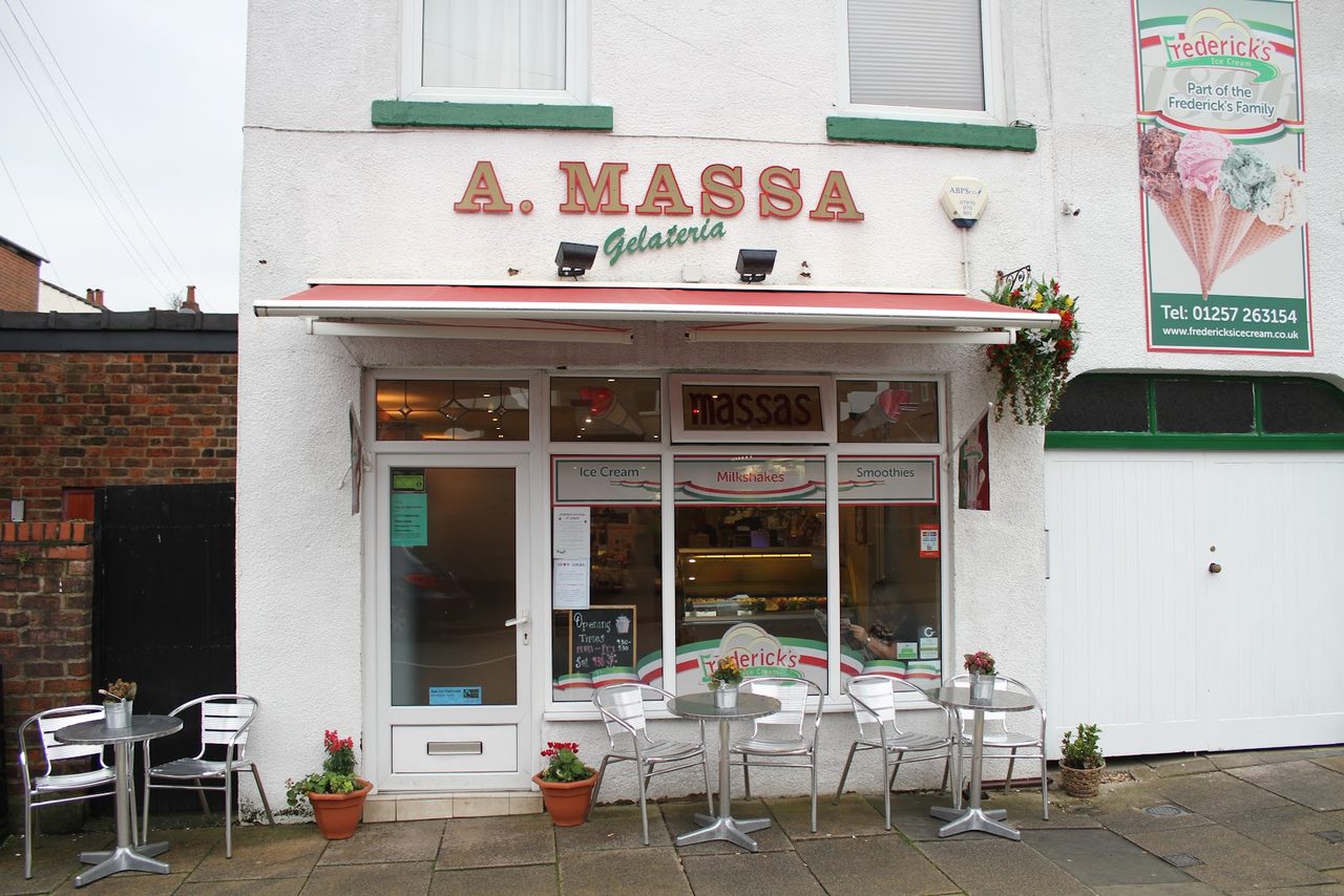 Massa's Ice Cream Parlour