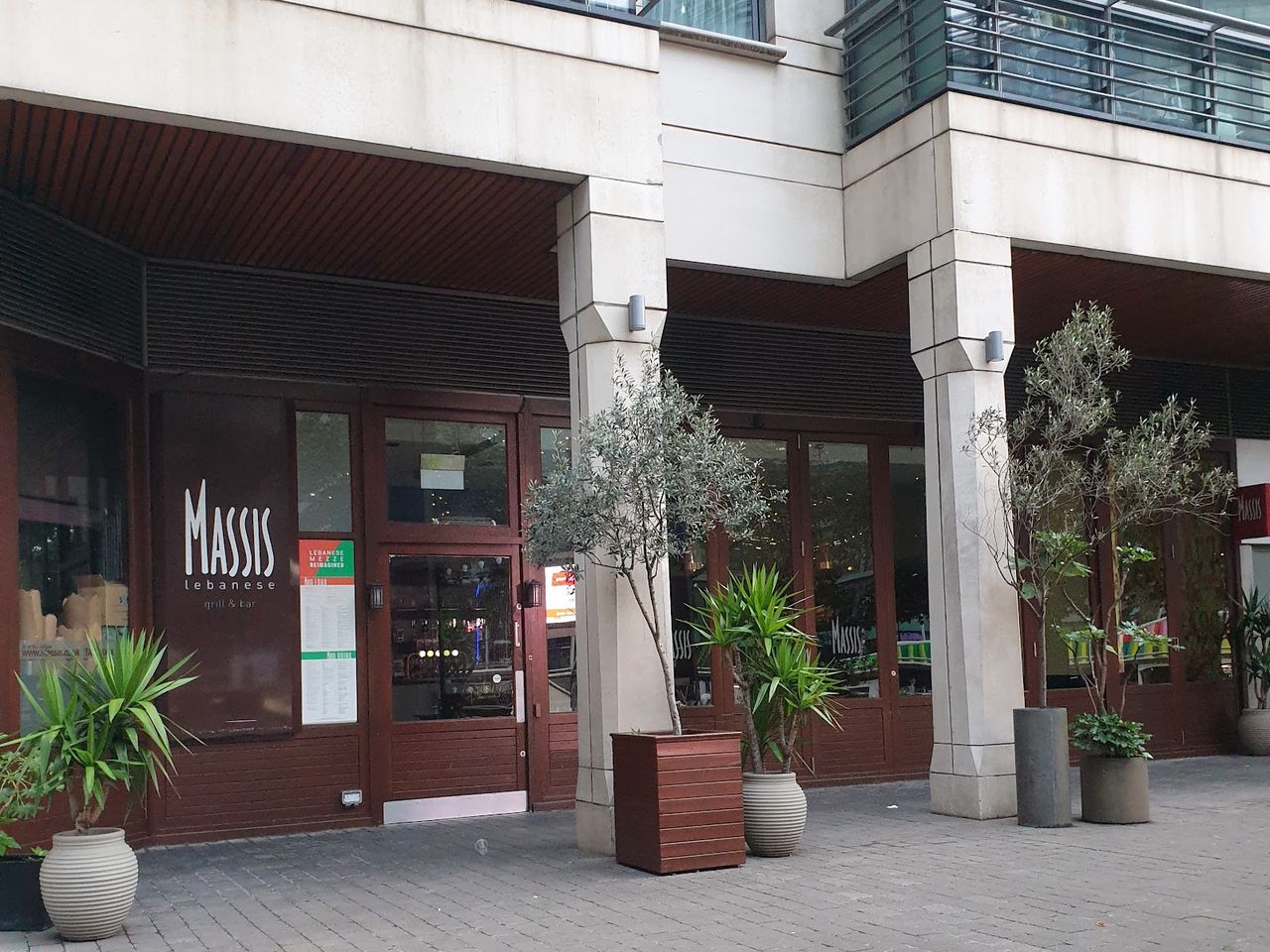 Massis Grill & Bar