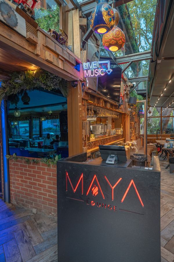 Maya Lounge Wood Green