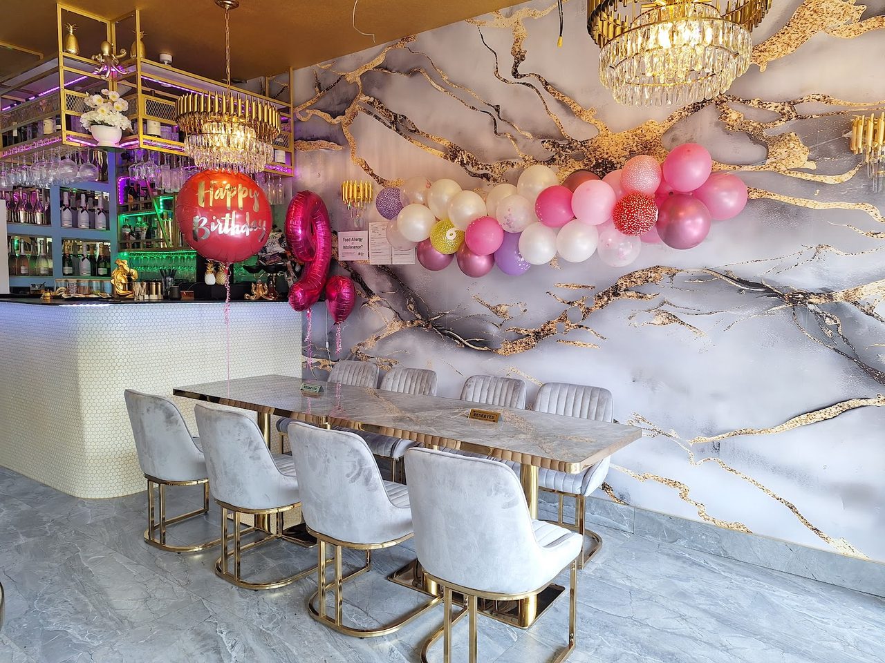 MED 5 Restaurant