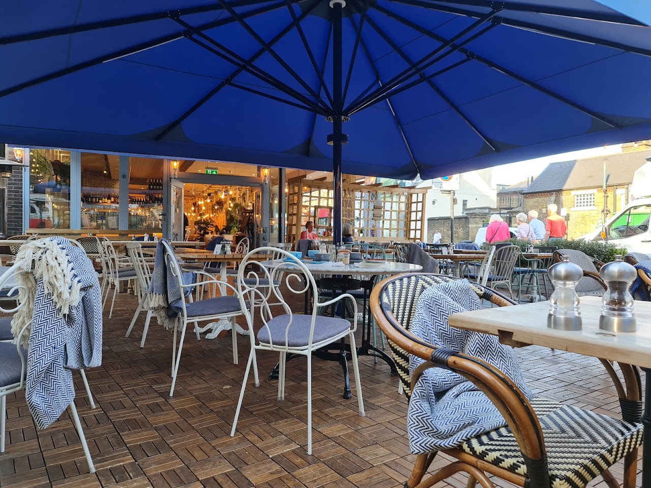 Megan's at the Flower Market - Chiswick