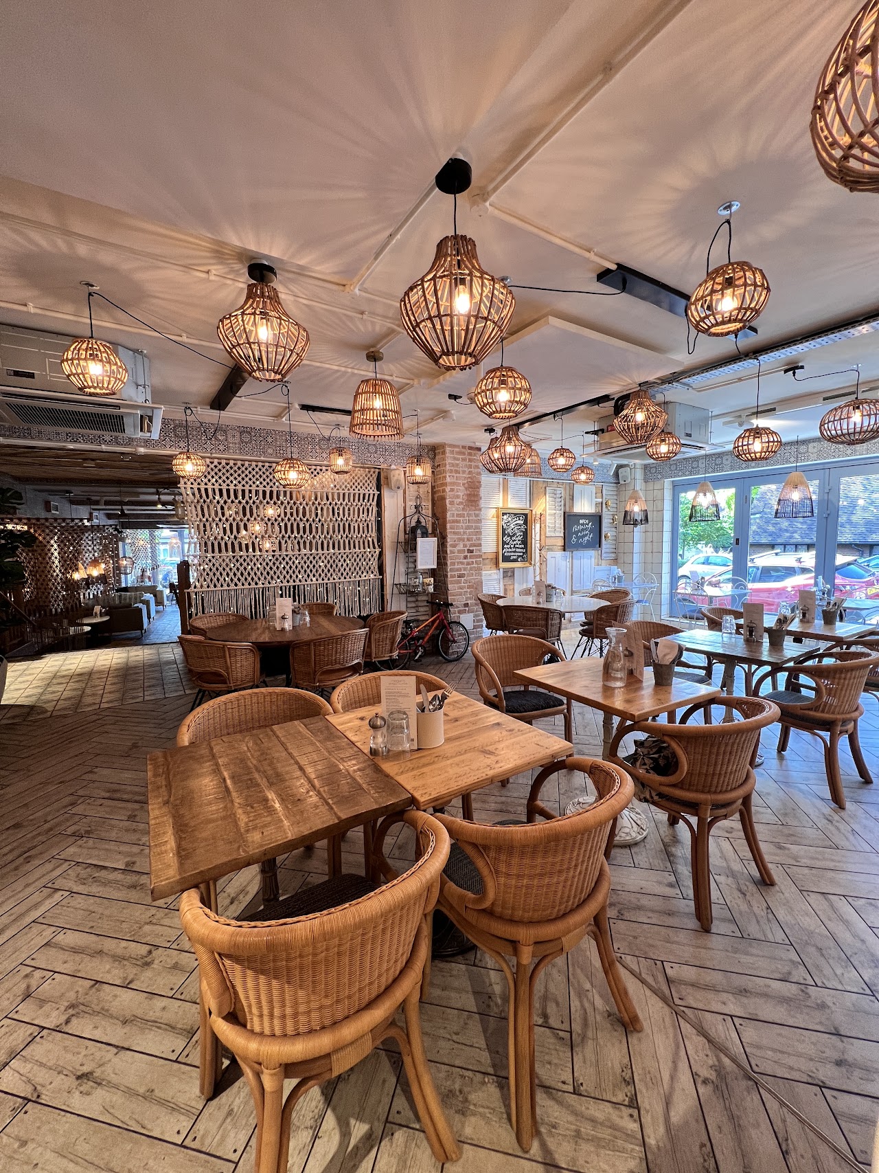Megan's in the Hamlet - Dulwich Village