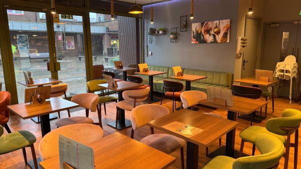 Mellors Cafe Bar