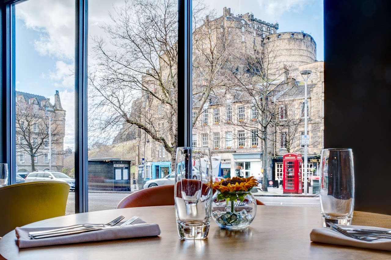 Metro Brasserie at The Apex Hotel
