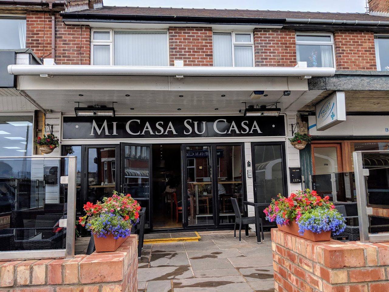 Mi Casa Su Casa