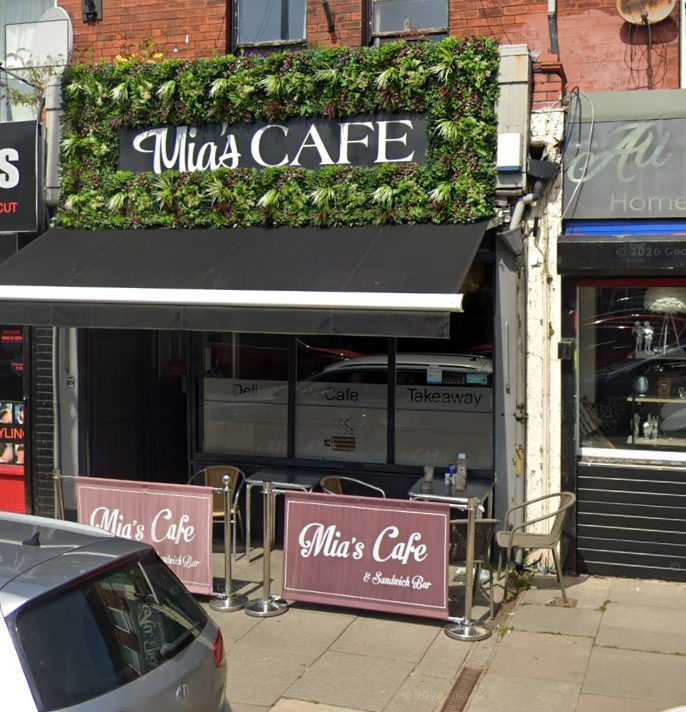 Mia's Cafe