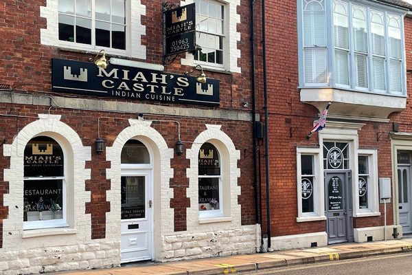 Miah's Castle Tandoori