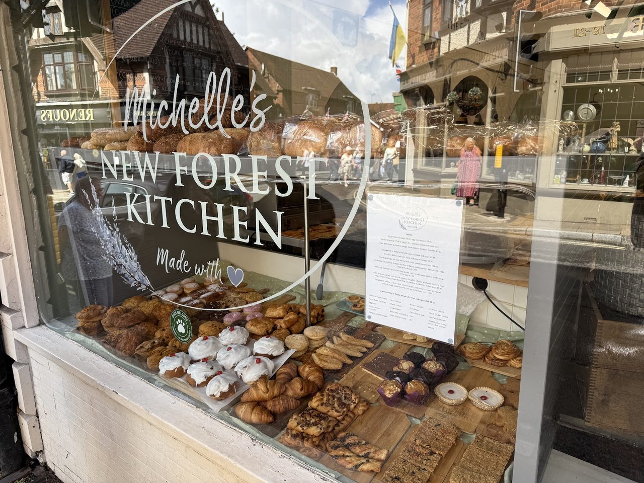 MICHELLE'S NEW FOREST KITCHEN/MICHELLES HOMEMADE KITCHEN