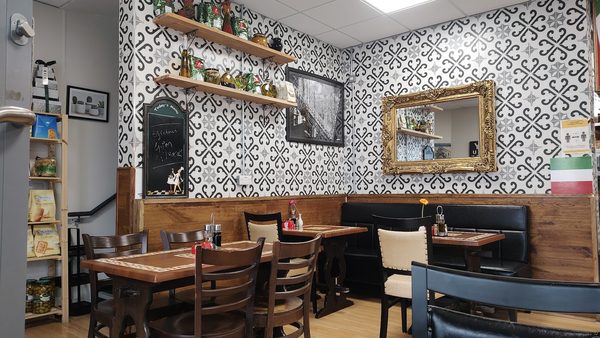 Milano Cafe