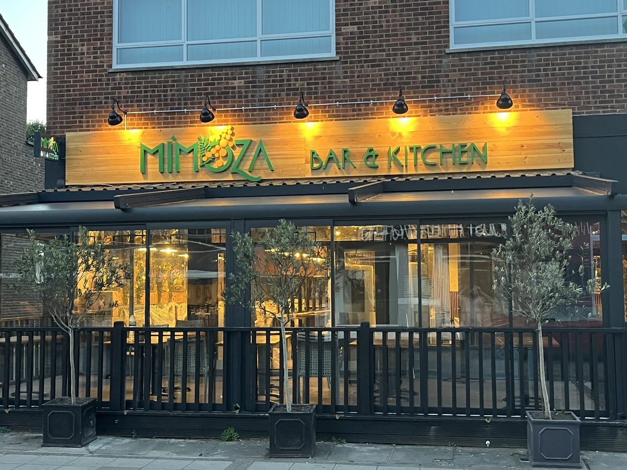 Mimoza Bar Kitchen