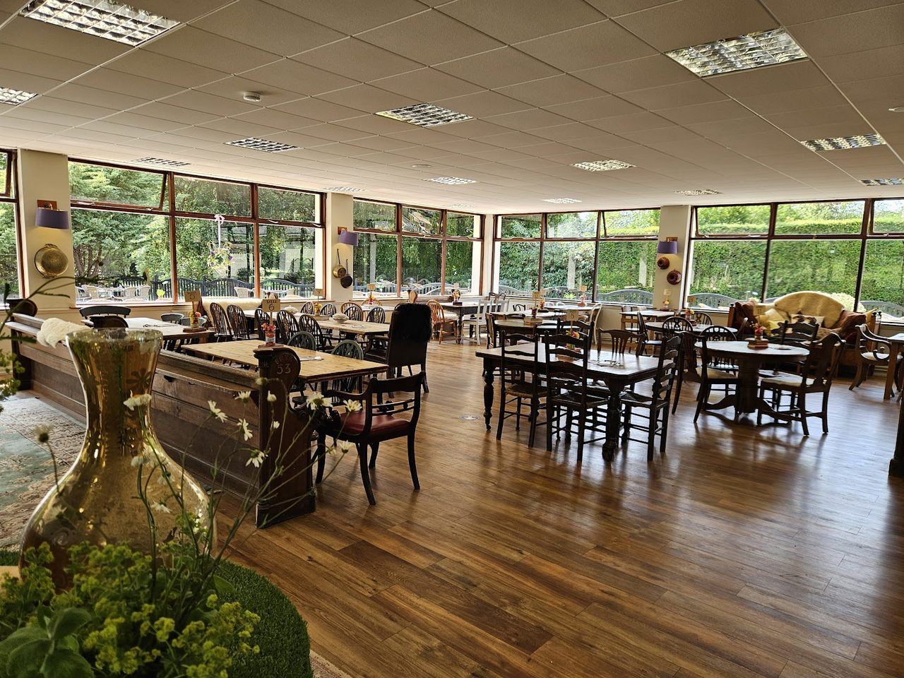 Ministry of Food Hampshire, Wilton Cafe