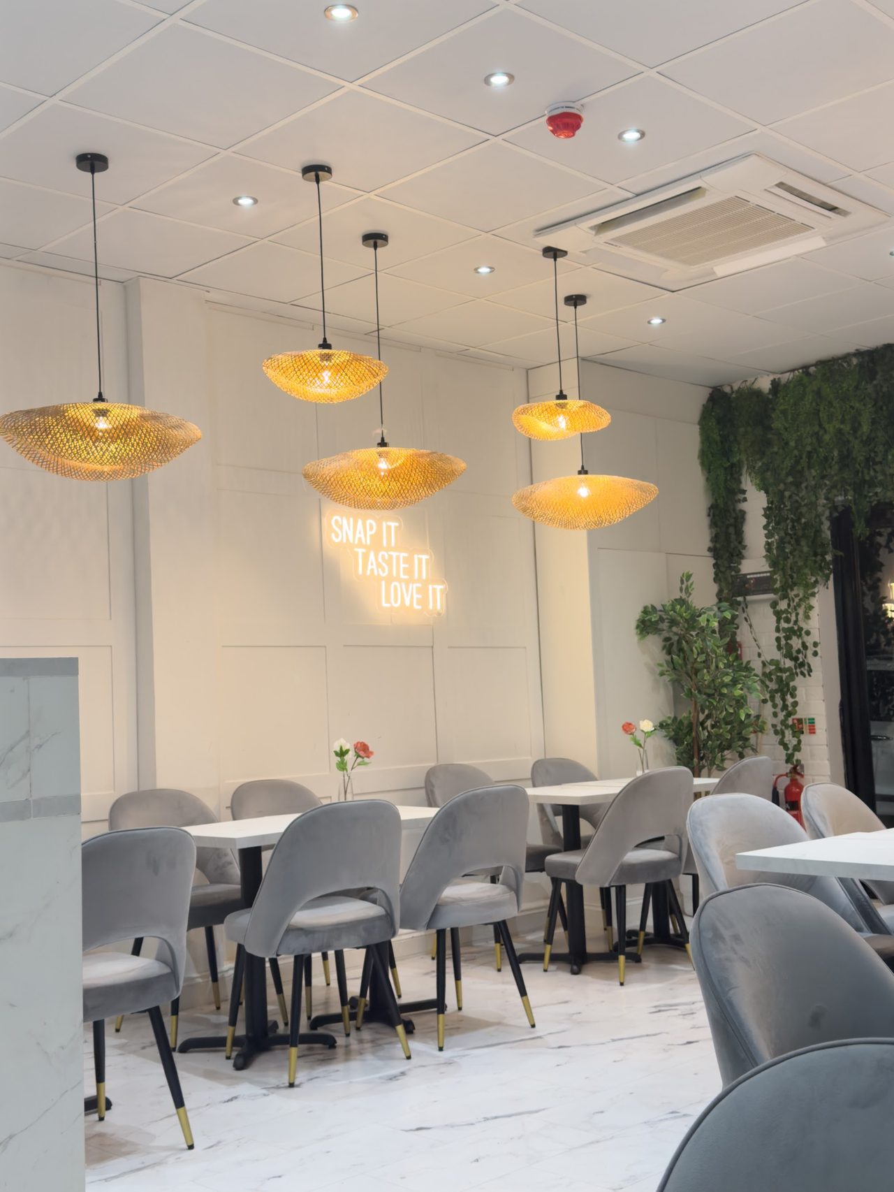 Missacas Restaurant