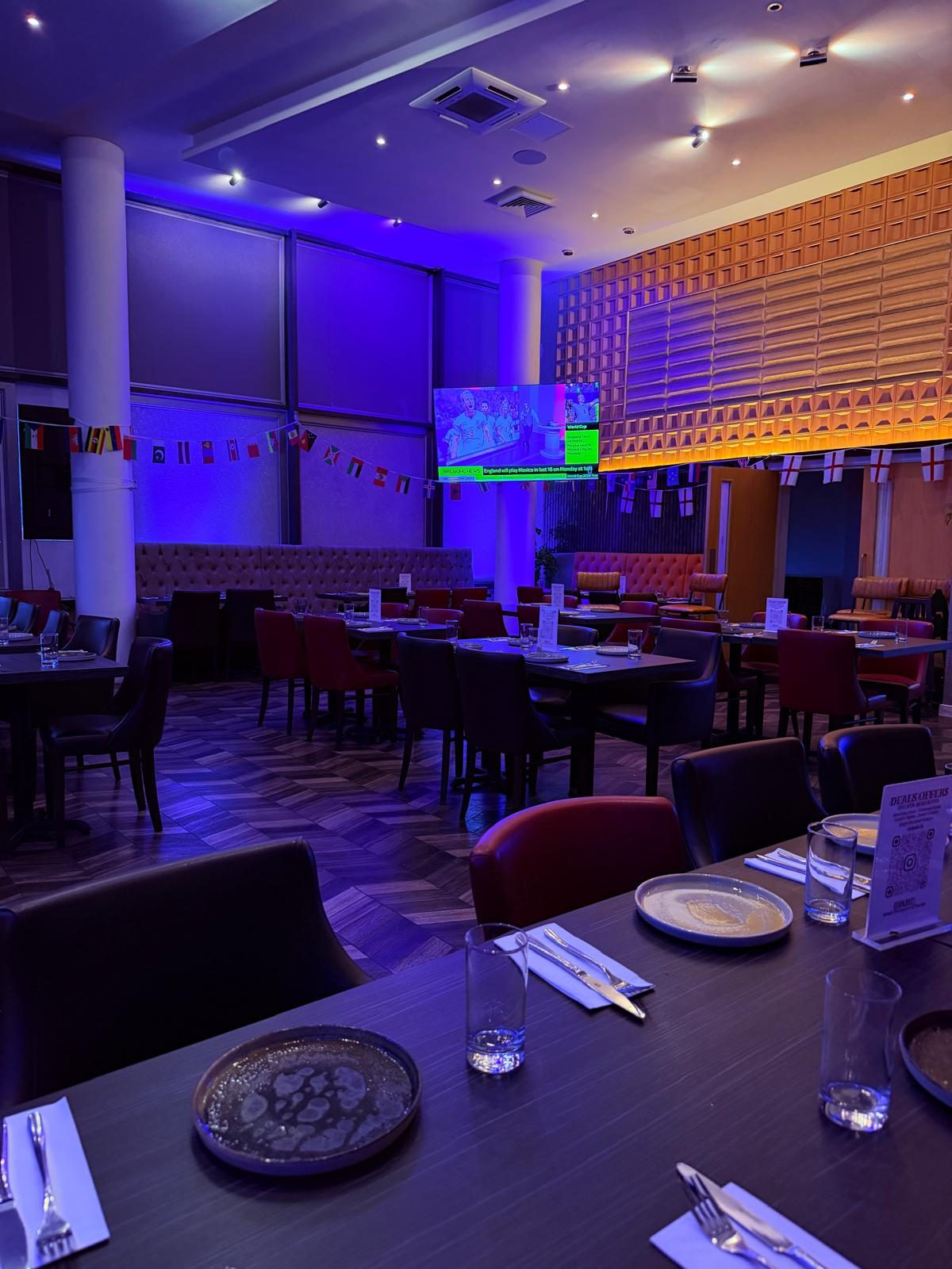 MKayz Bar and Kitchen