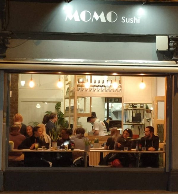 Momo sushi bar