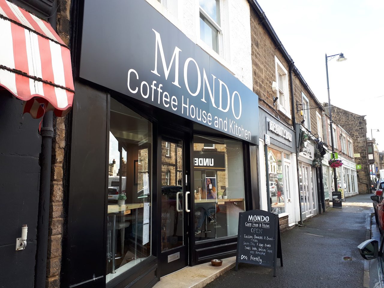 Mondo Coffee House And Kitchen