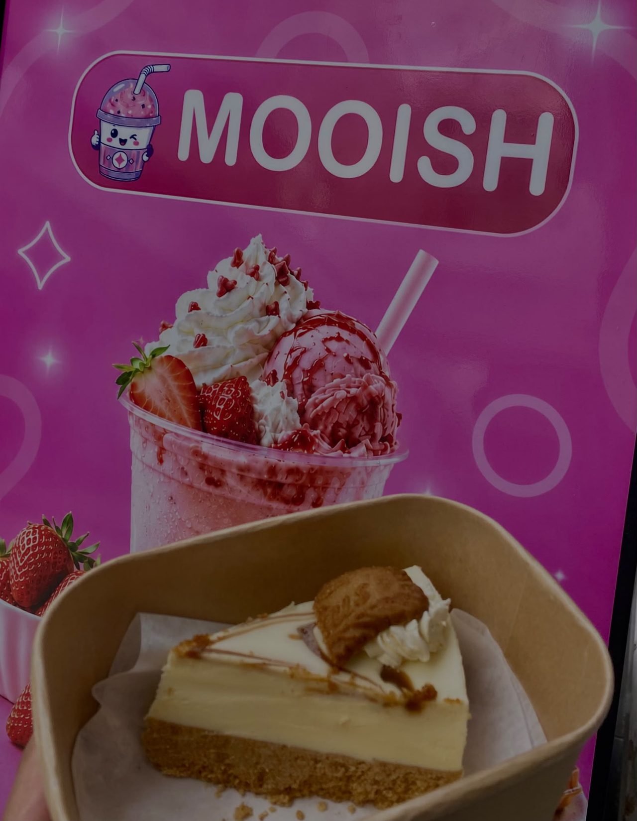 Mooish