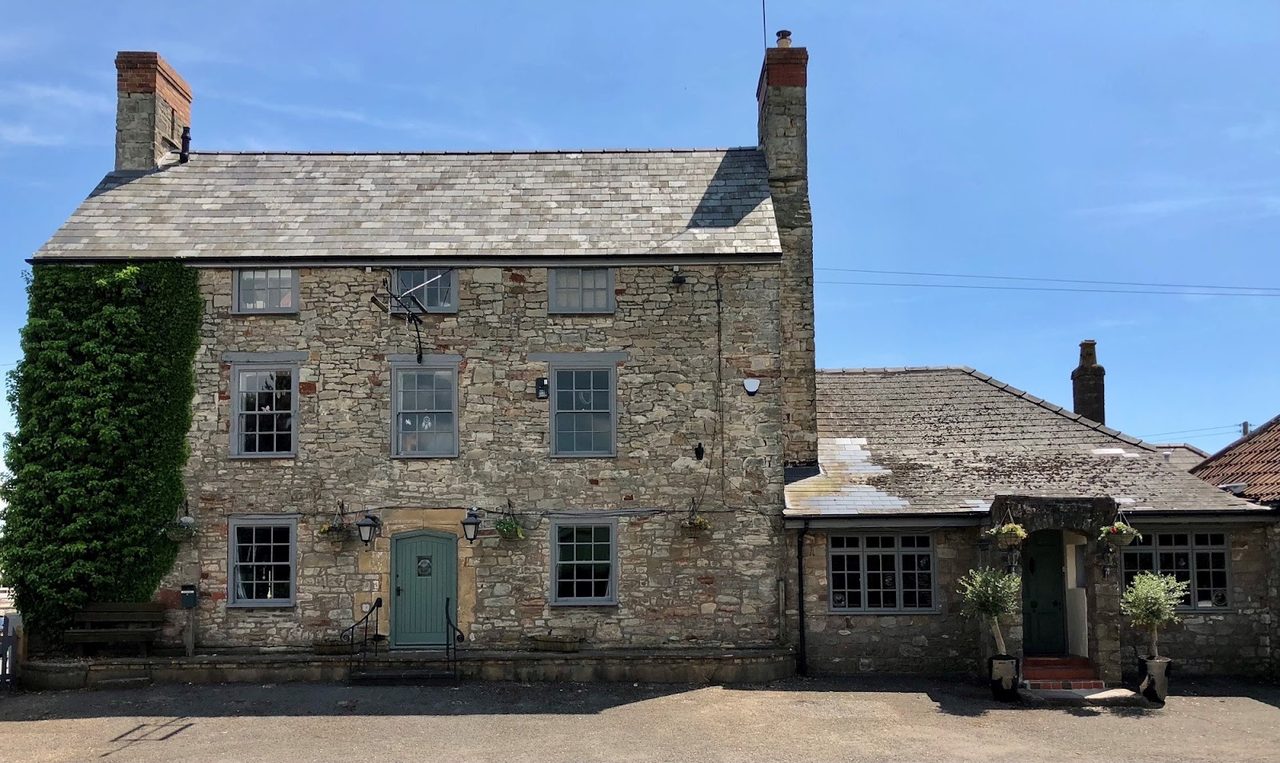 Mounton Brook Lodge