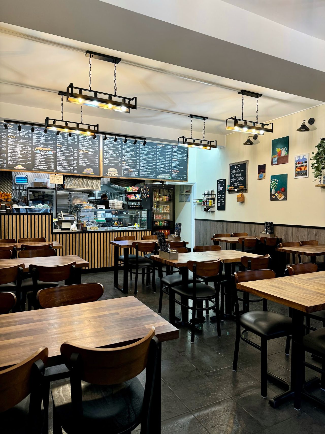 Mumbai Cafe