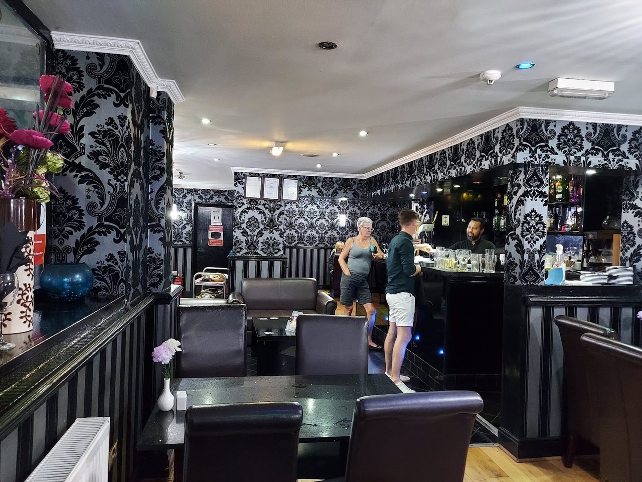 Mumbai Lounge