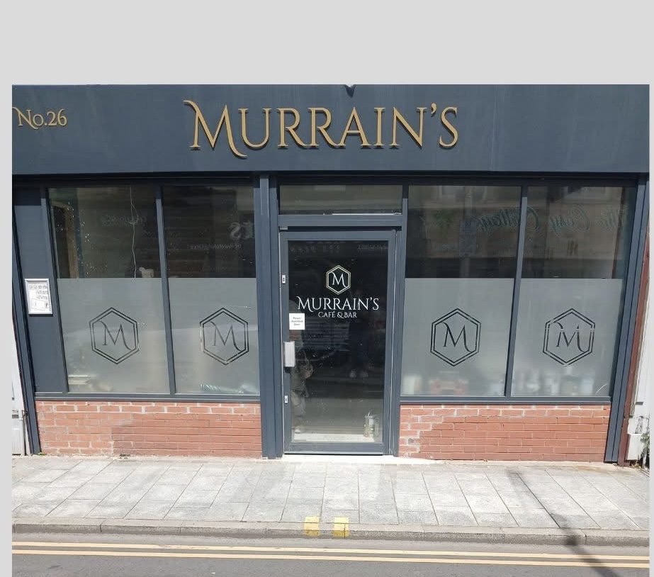 Murrain's Cafe & Bar