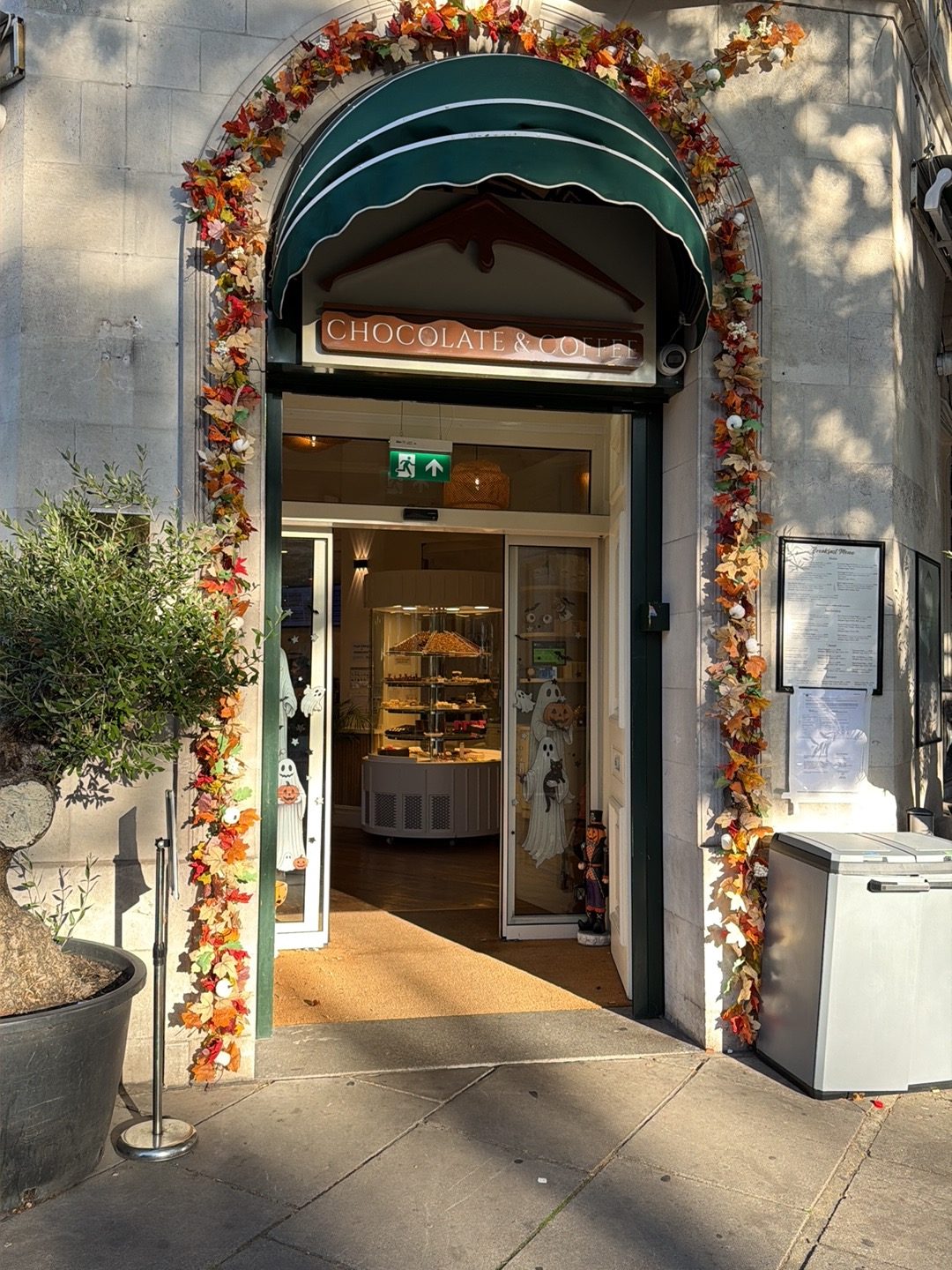 Myra Chocolate and Coffee House
