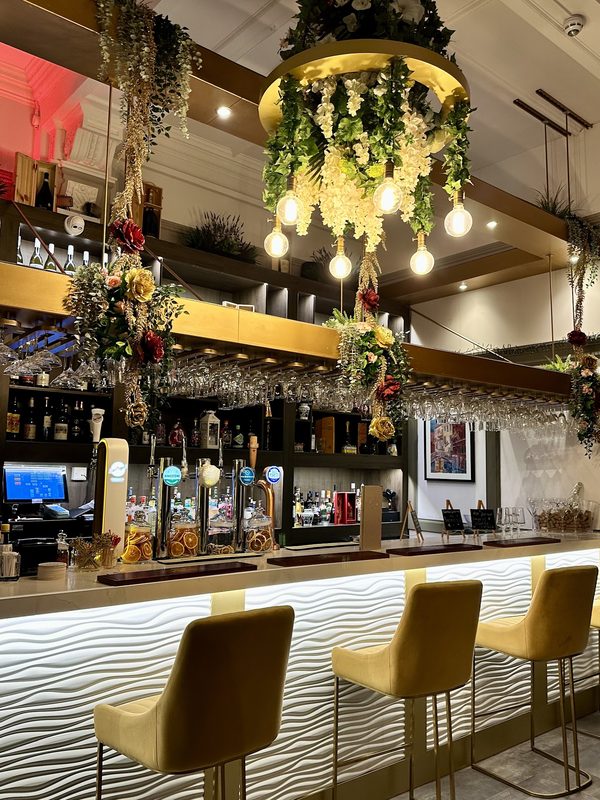 Nabucco Bar & Restaurant
