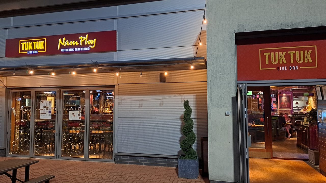 Nam Ploy Restaurant & Bar