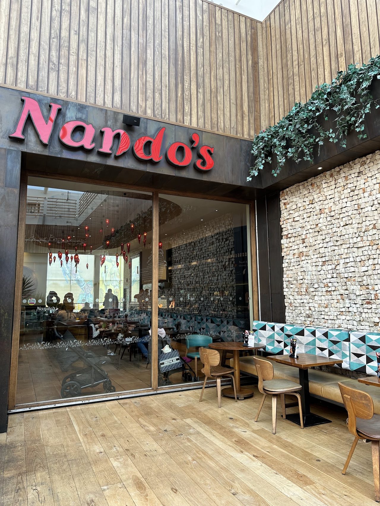 Nando's