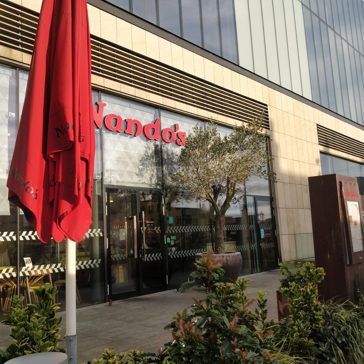 Nando's