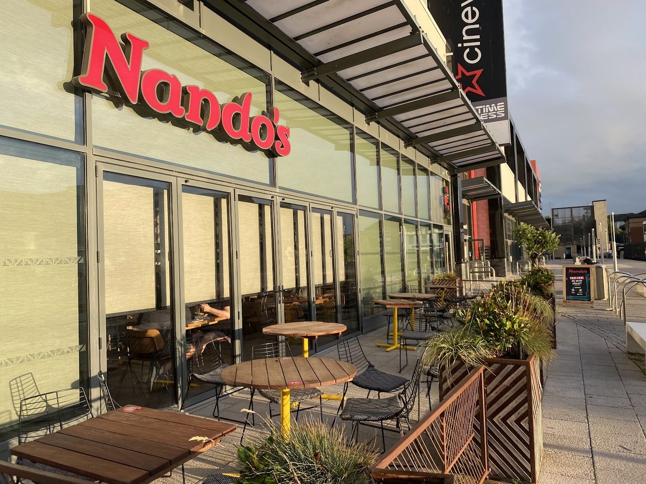 Nando's