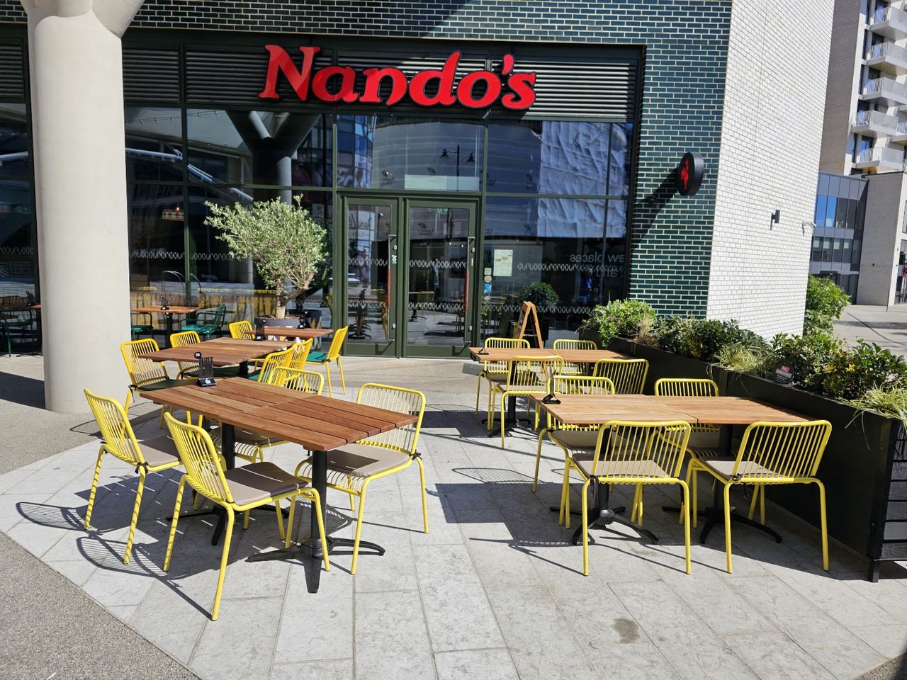 Nando's
