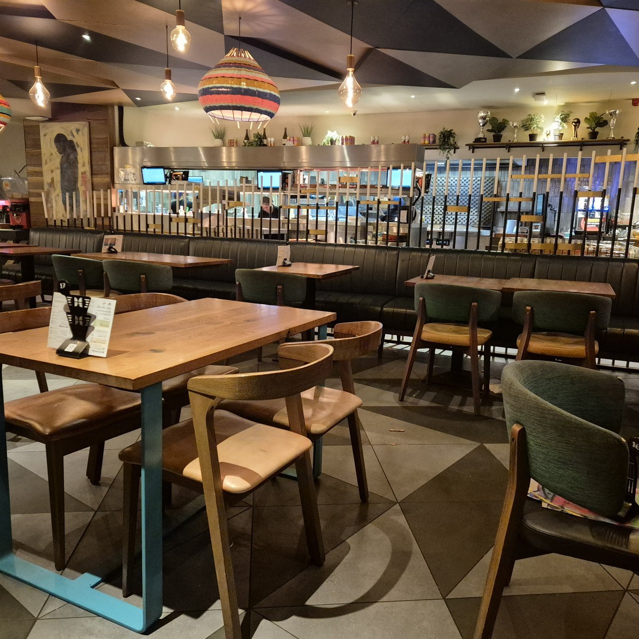 Nando's Chickenland