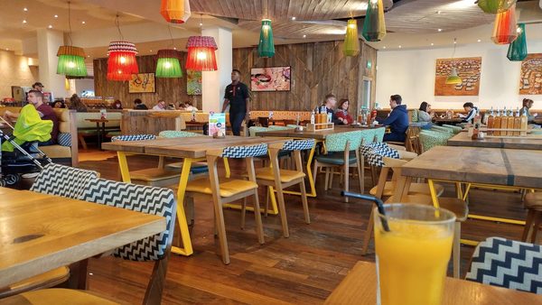 Nandos