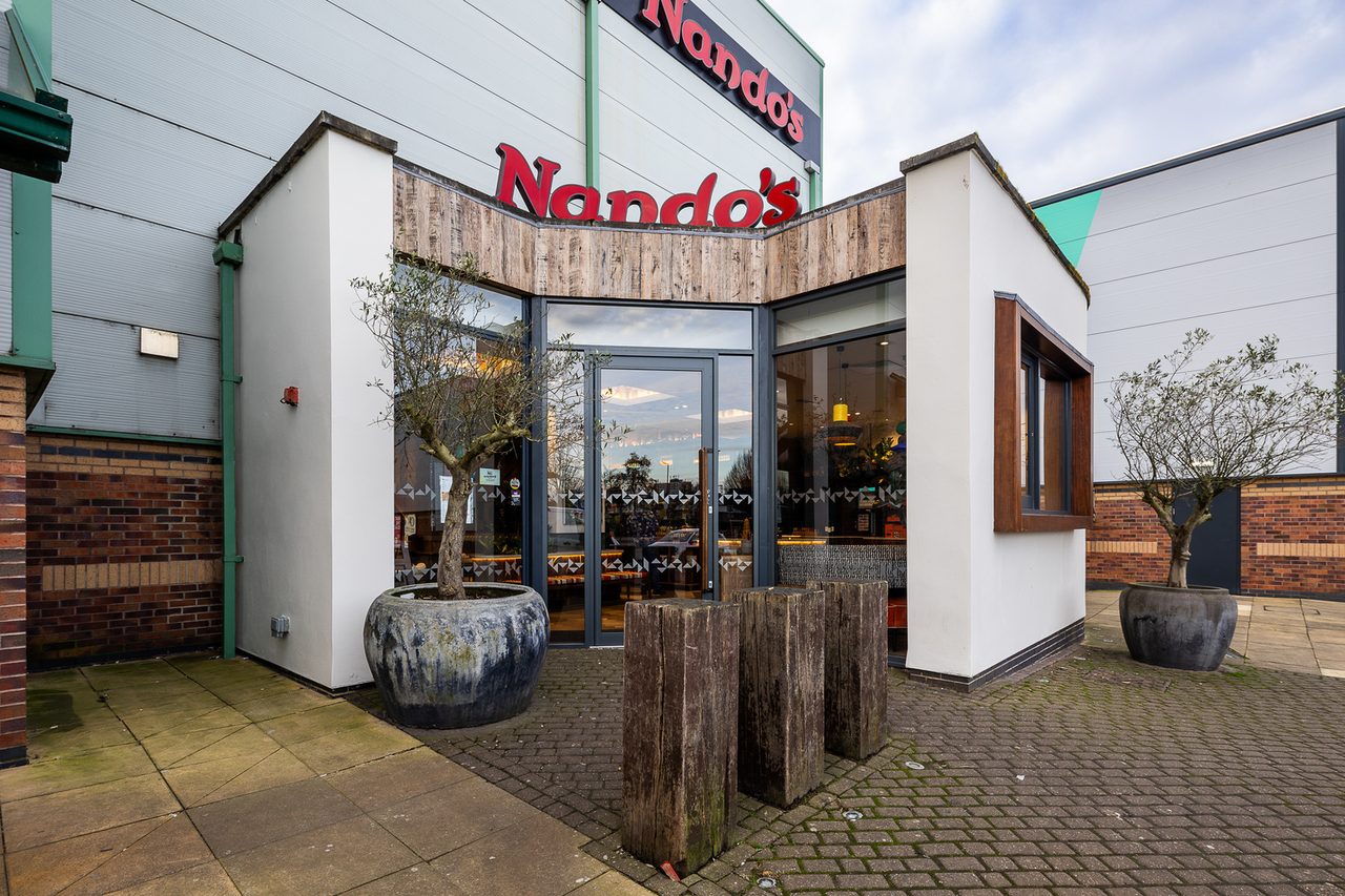Nandos