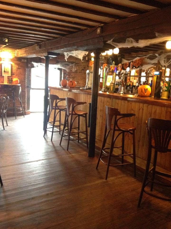 Navigation Waterfront Public House