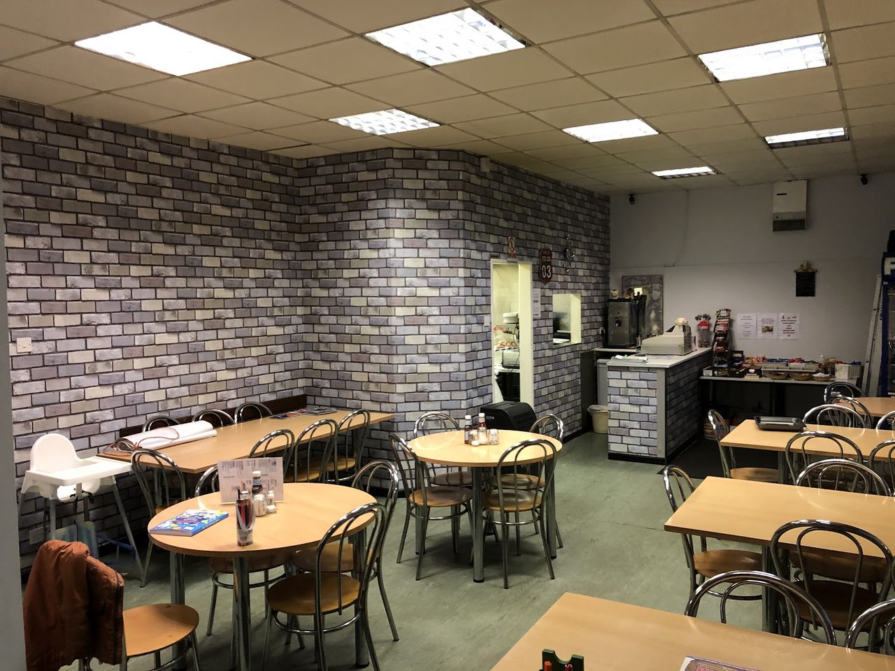 New Greedy Pig Cafe