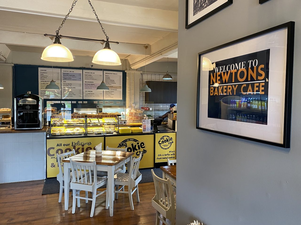 Newtons Bakery Cafe