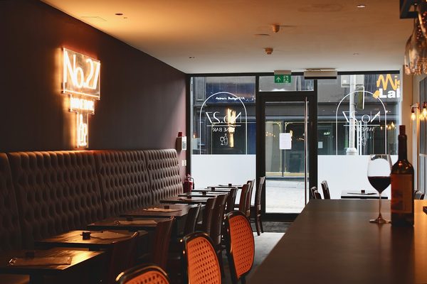 No.27 Wine bar