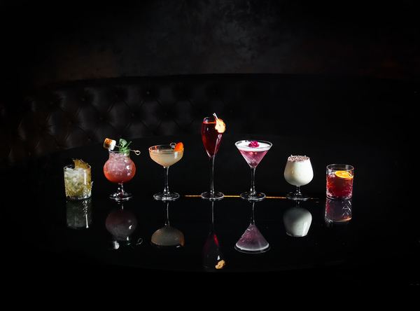 No.5 Dining & Lounge