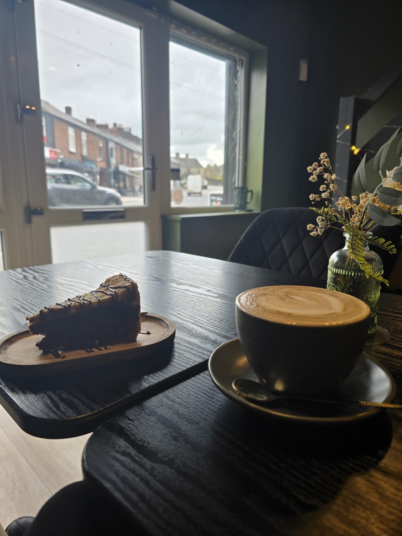 Noiré coffee & Cocktails