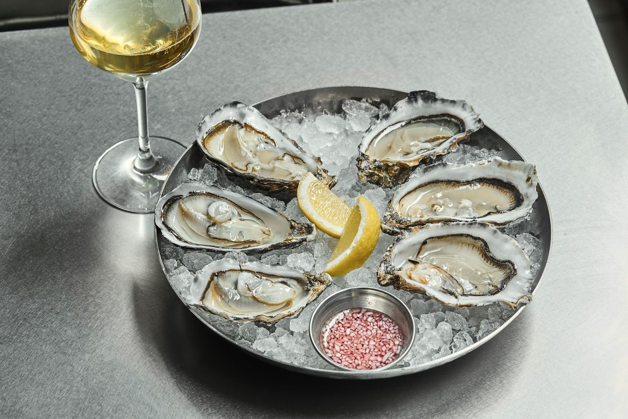 Noisy Oyster Seafood Bistro