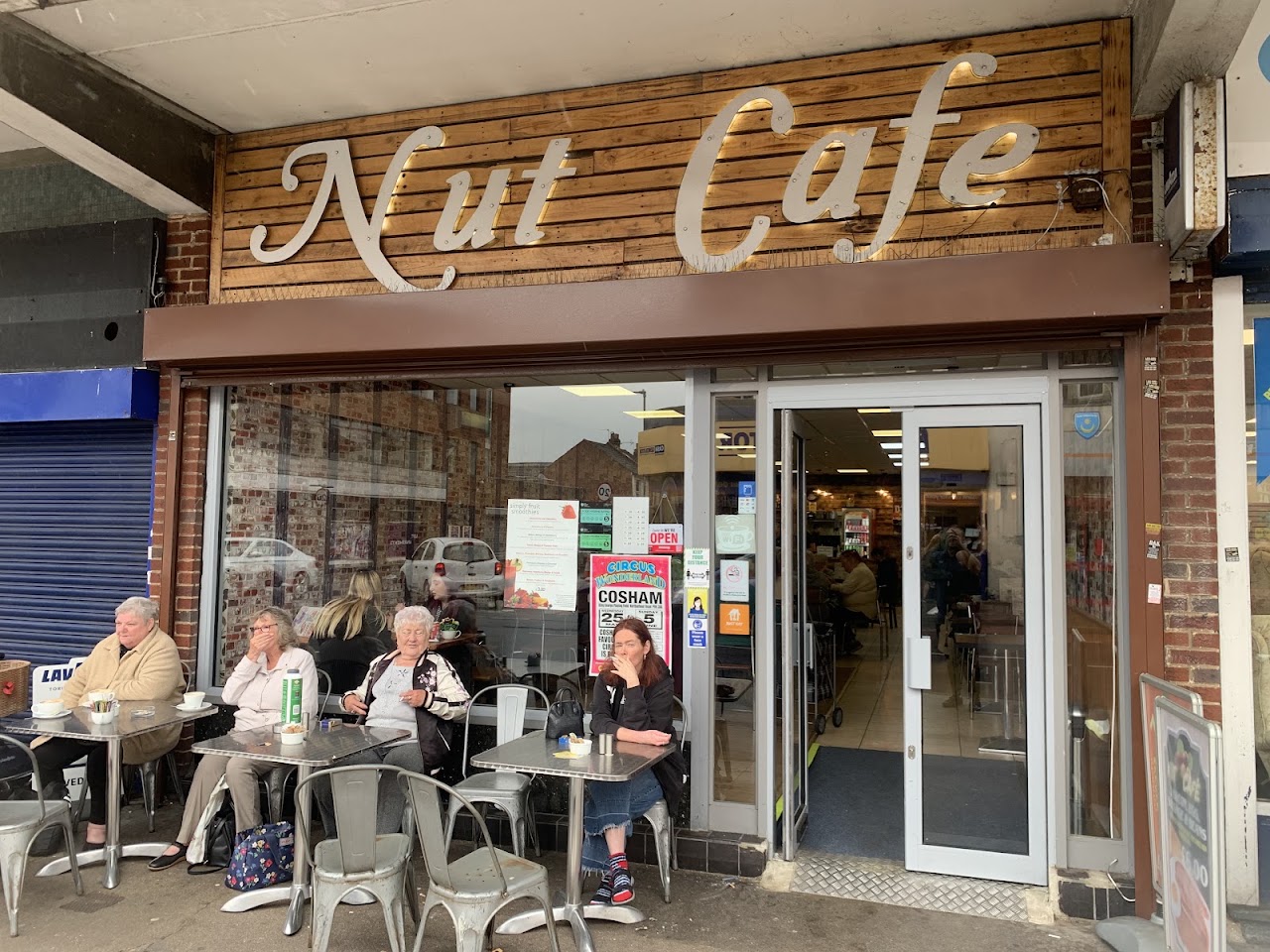 Nut Cafe