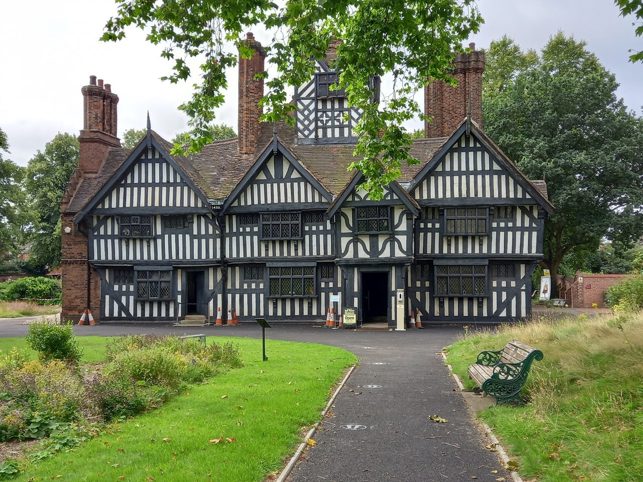 Oak House Museum
