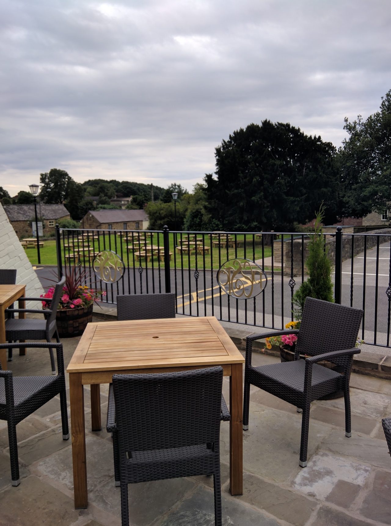 Oak Tree Café