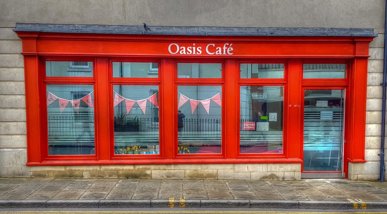 Oasis & Kitchen