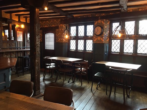 Olde Bell Inn