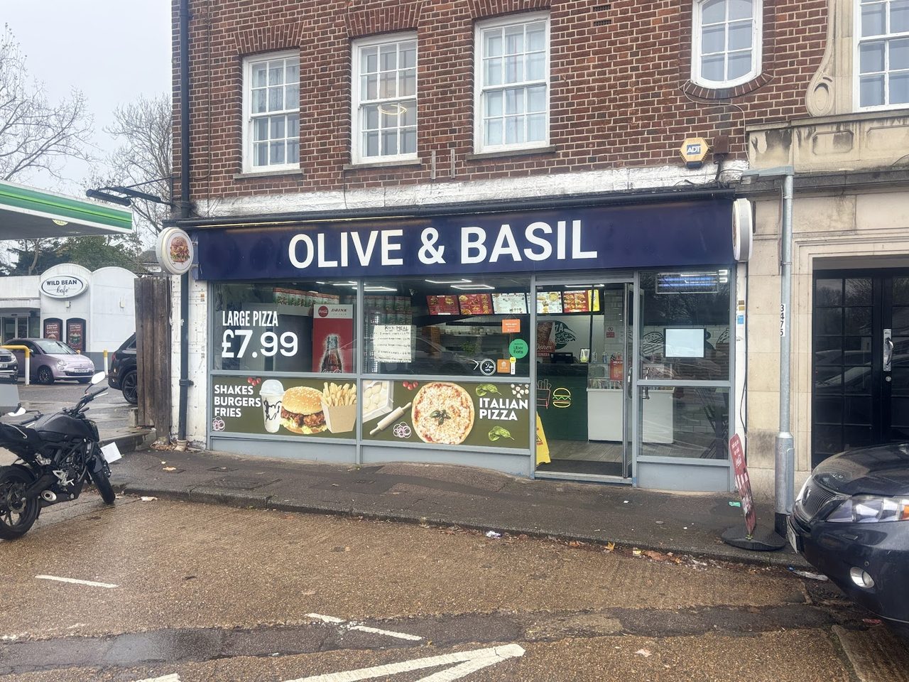Olive and Basil Pizzeria