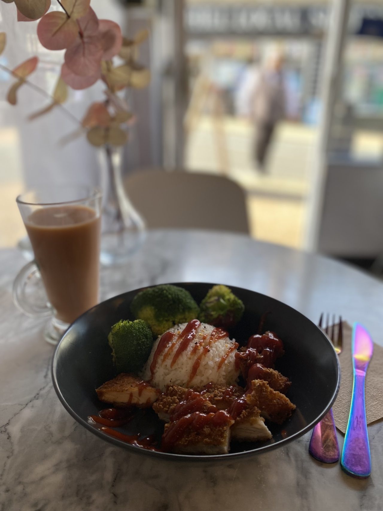 Olivias Kitchen, Gyros Grill and Smash Grill
